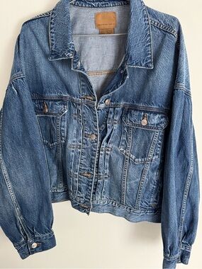American Eagle Cropped Oversized Denim Jacket